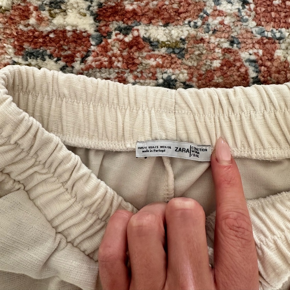 Zara Drawstring Pants - Picture 3 of 3
